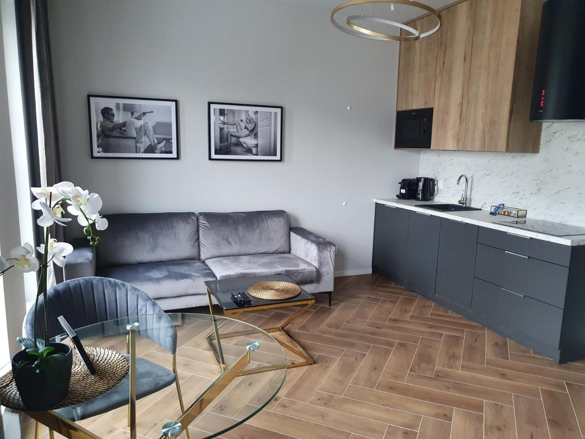 15 Pietro Sokolska 30 Towers Apartments - New- Lux- Parking- Sauna- Gym- And Good View From 15Th Floor Katowice Exteriör bild