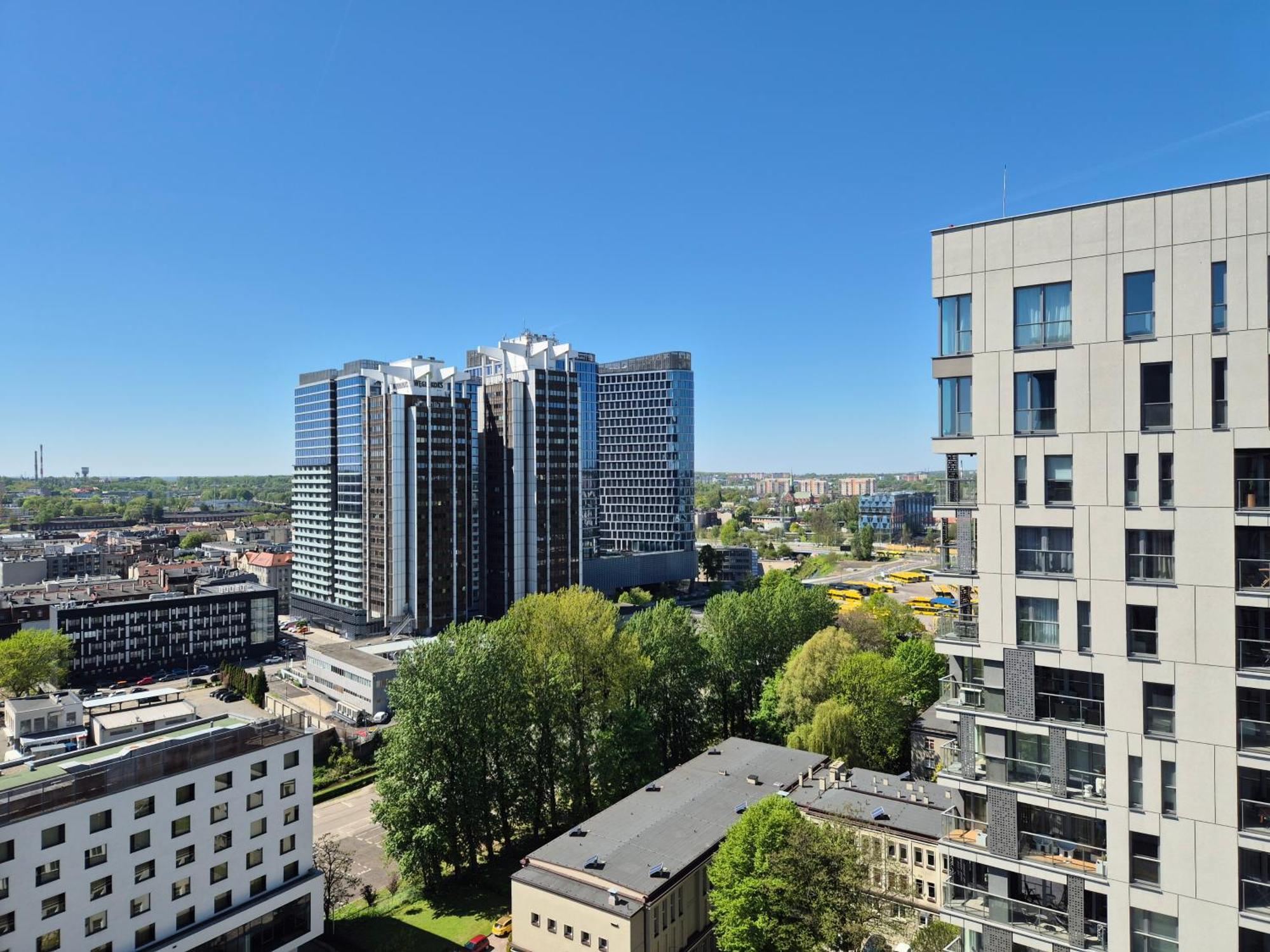 15 Pietro Sokolska 30 Towers Apartments - New- Lux- Parking- Sauna- Gym- And Good View From 15Th Floor Katowice Exteriör bild